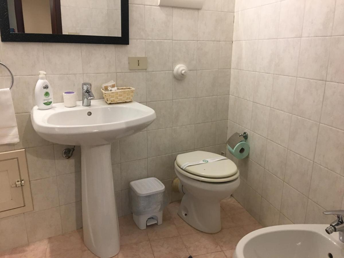 Bilocale Serpotta Di Mary& Gio Apartment ปาแลร์โม ภายนอก รูปภาพ